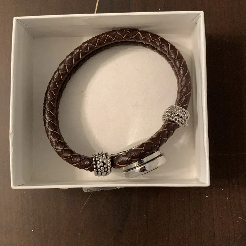 Double Stranded Braided Brown Leather Owl Bracelet - Picture 4 of 4